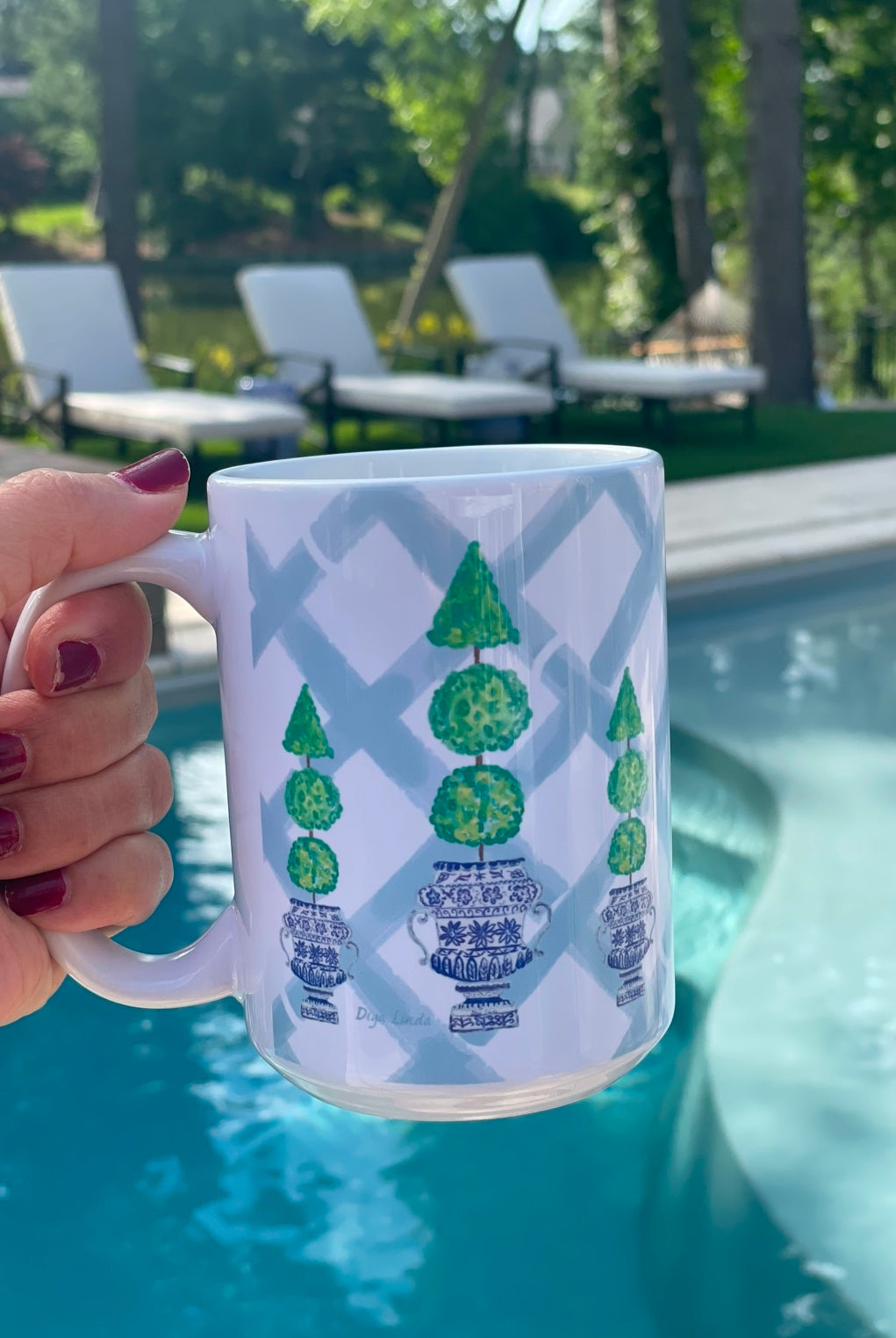 Topiaries in Blue Bamboo Deluxe Large Mug - Diga Linda