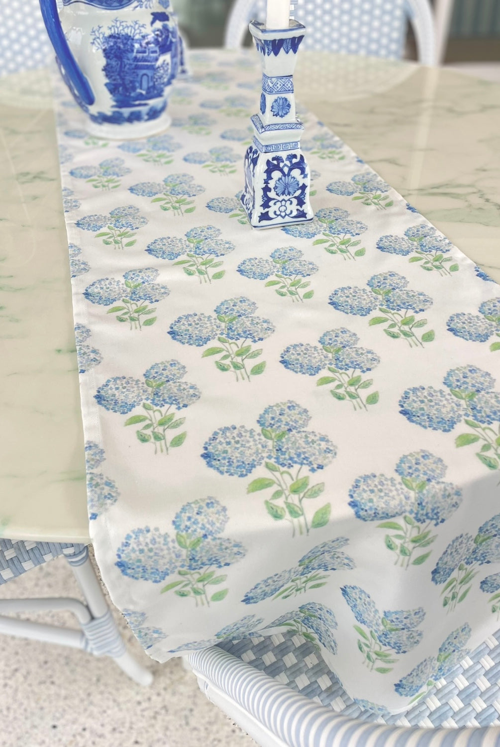 Blue Watercolor Hydrangeas Table Runners - Diga Linda
