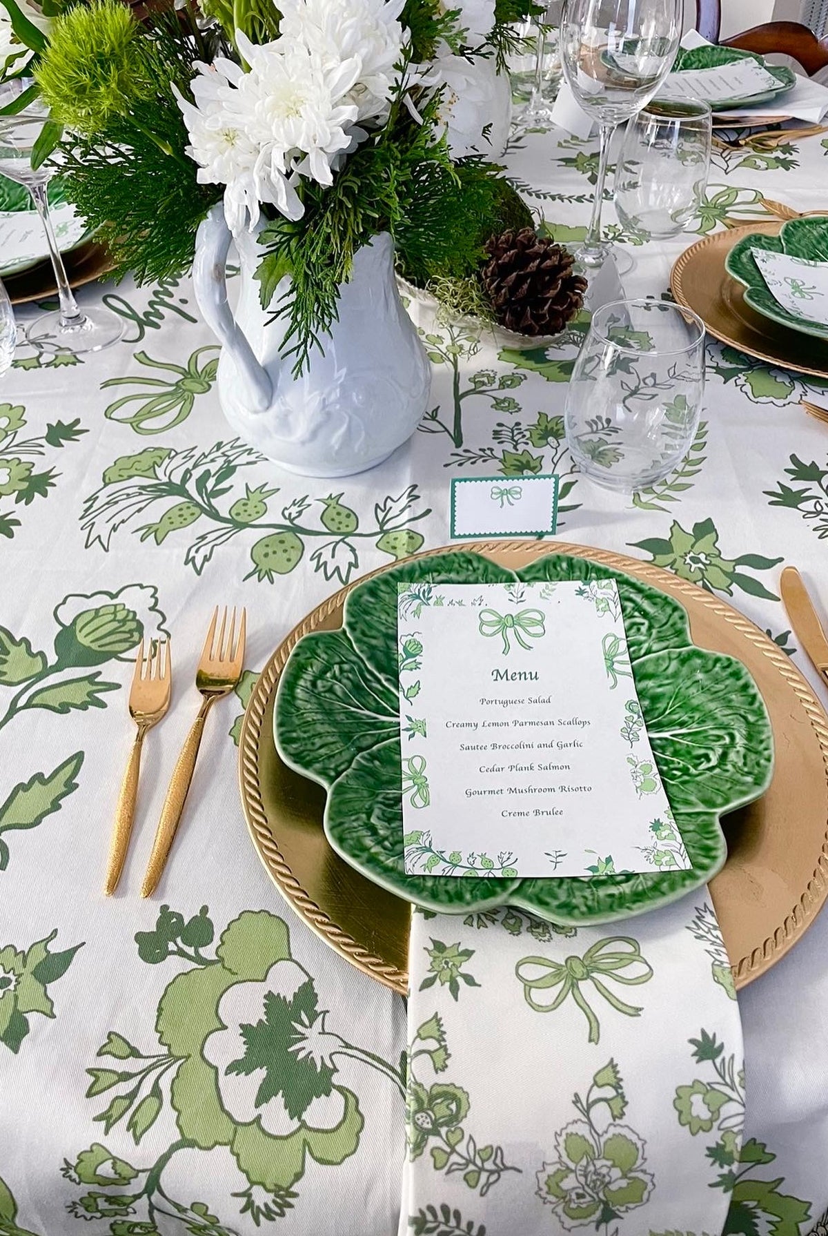 Custom Linda's Garden Tablecloth