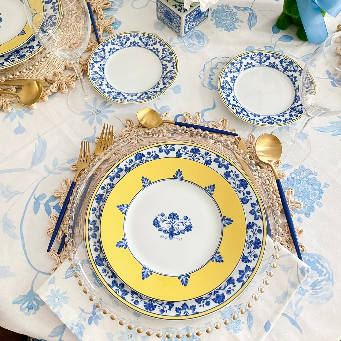 Botanical Garden Tablecloths