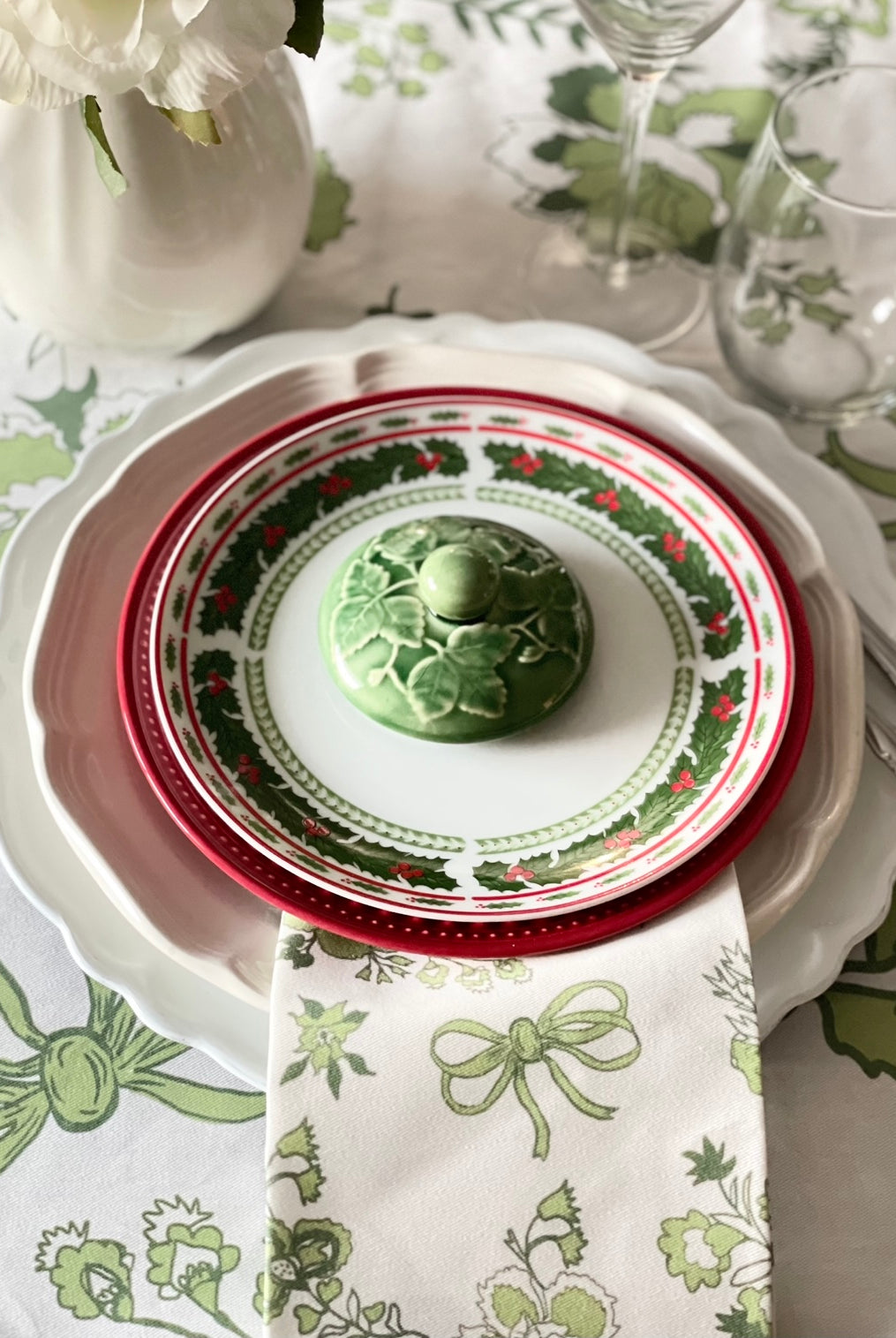 Linda's Garden Tablecloths