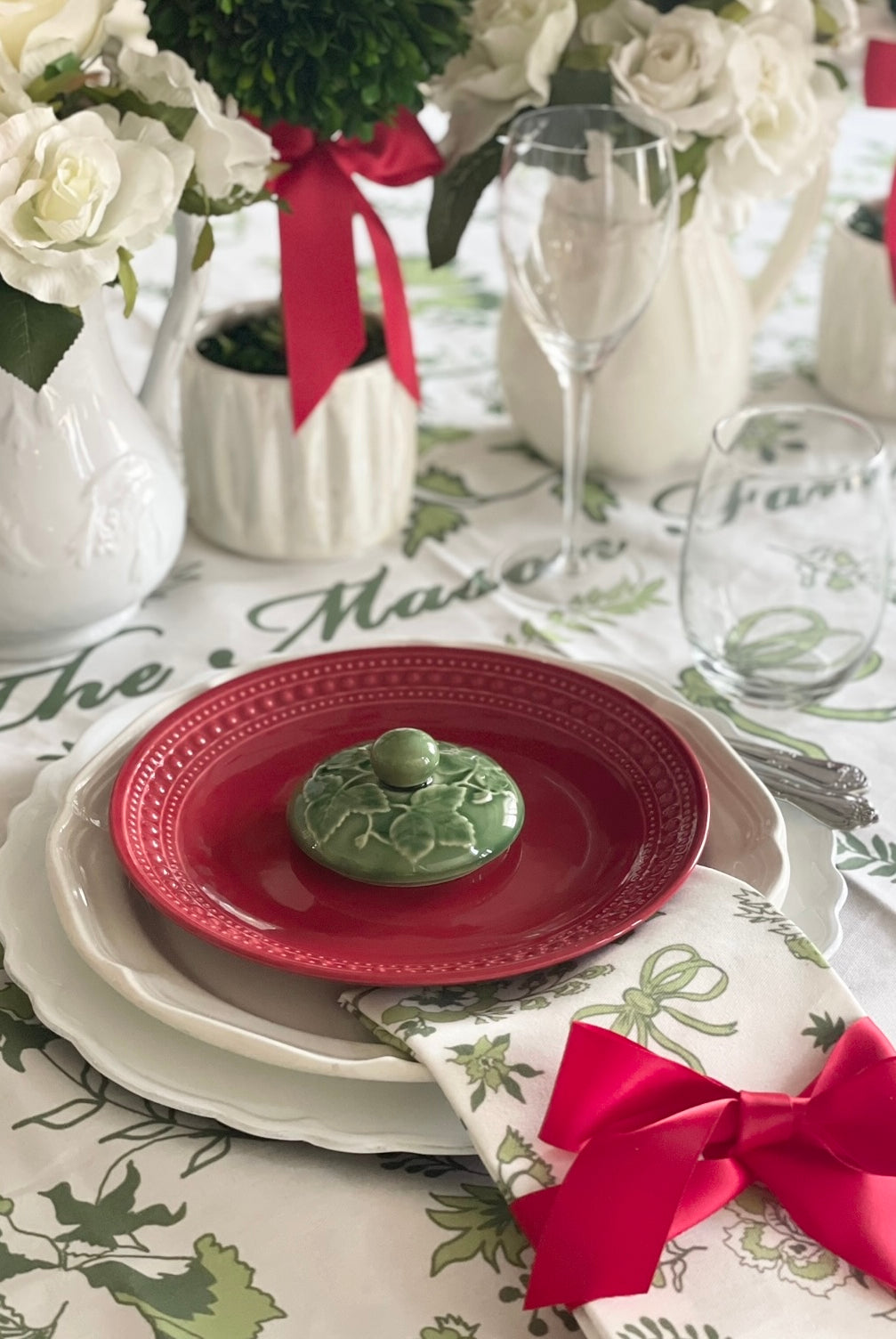 Custom Linda's Garden Tablecloth