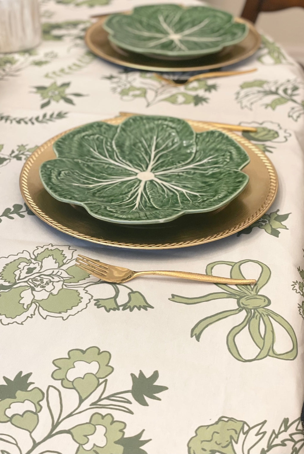Custom Linda's Garden Tablecloth