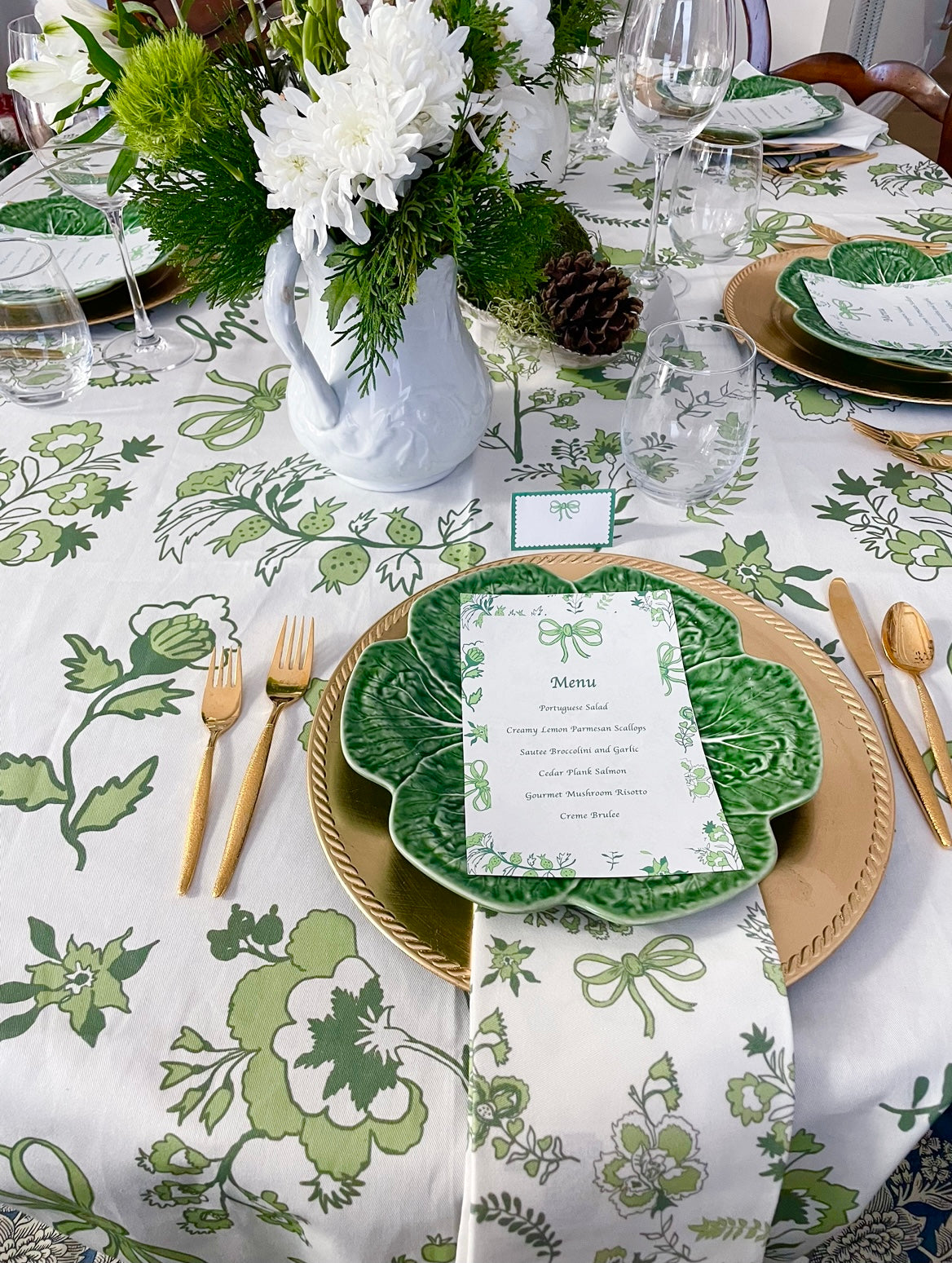 Custom Linda's Garden Tablecloth