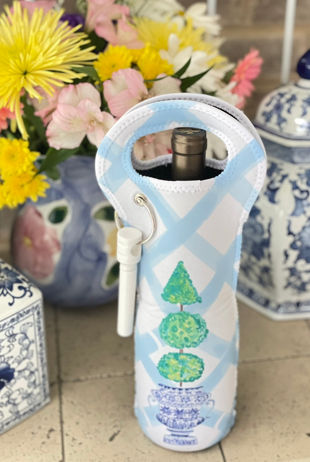 Topiaries in Blue Bamboo Deluxe Large Mug - Diga Linda
