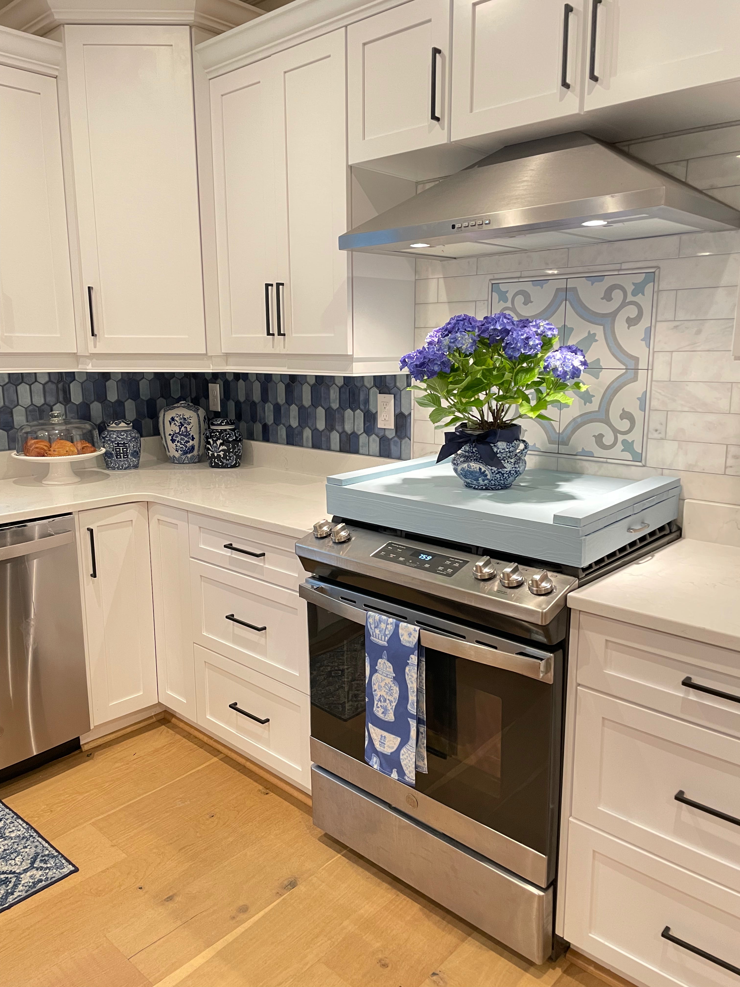 Porcelain Blue ginger Jar Tea Towels