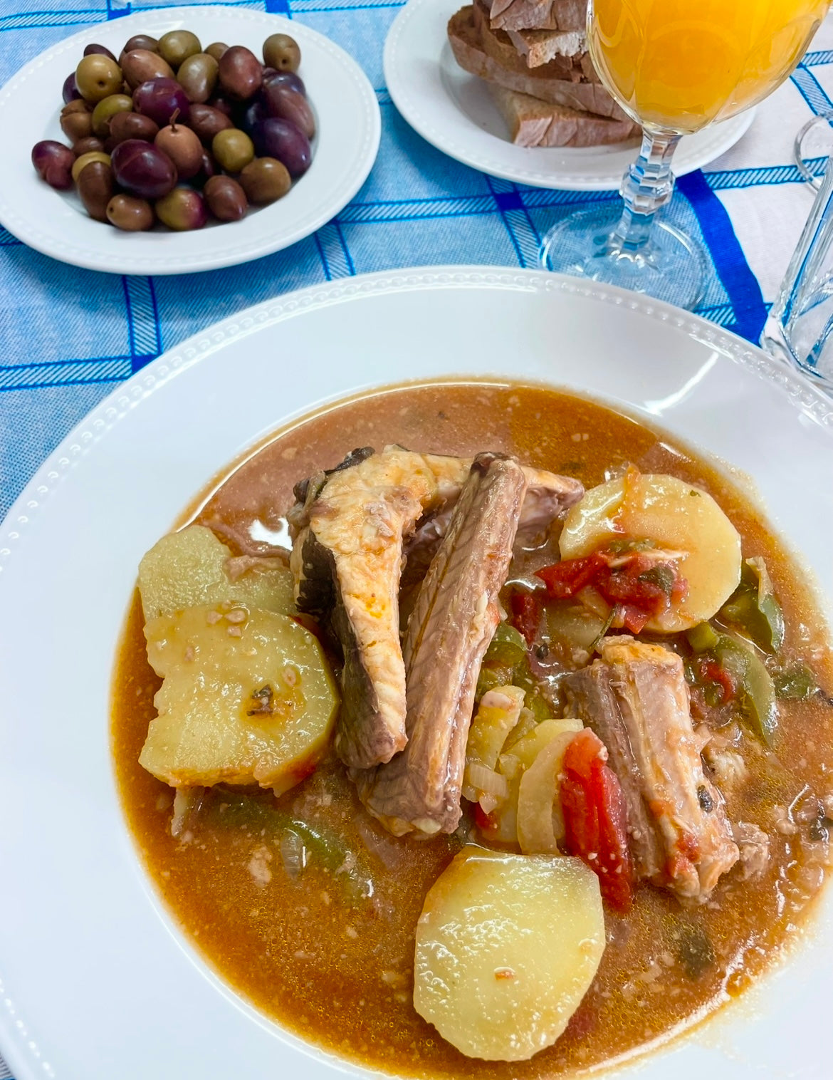 Caldeirada de Peixe: A Traditional Portuguese Fish Stew Recipe