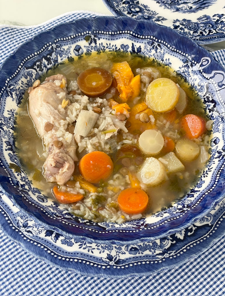 Lentils with chicken and carrots soup