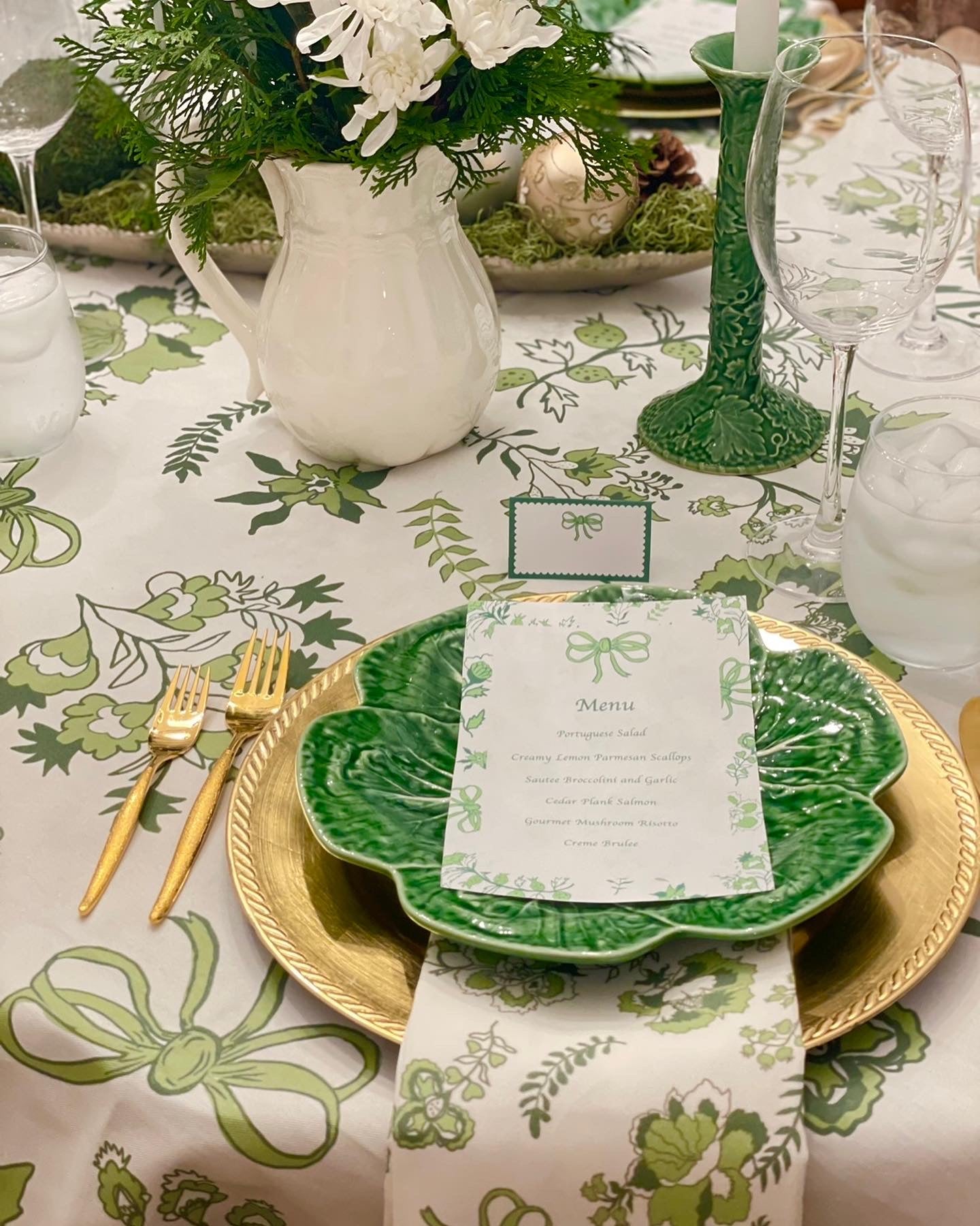 Custom Linda's Garden Tablecloth