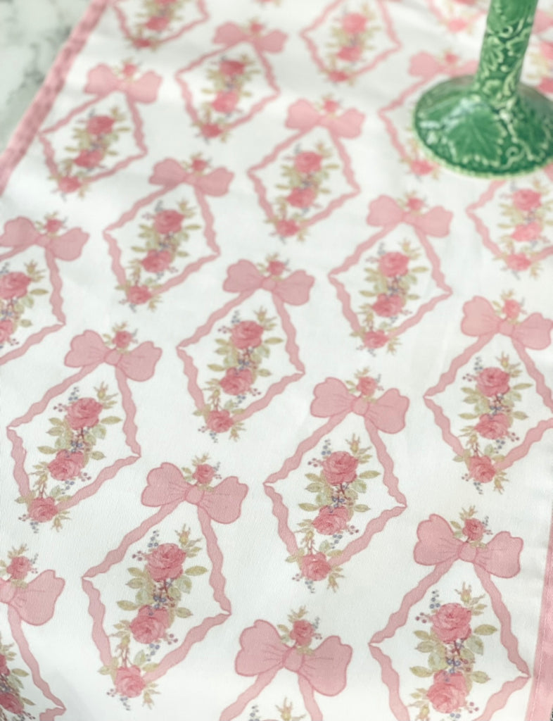 Vintage Roses and bows Table Runners